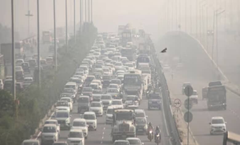 Delhi's air is toxic after Diwali: Air quality drops drastically, these are the 10 most polluted areas