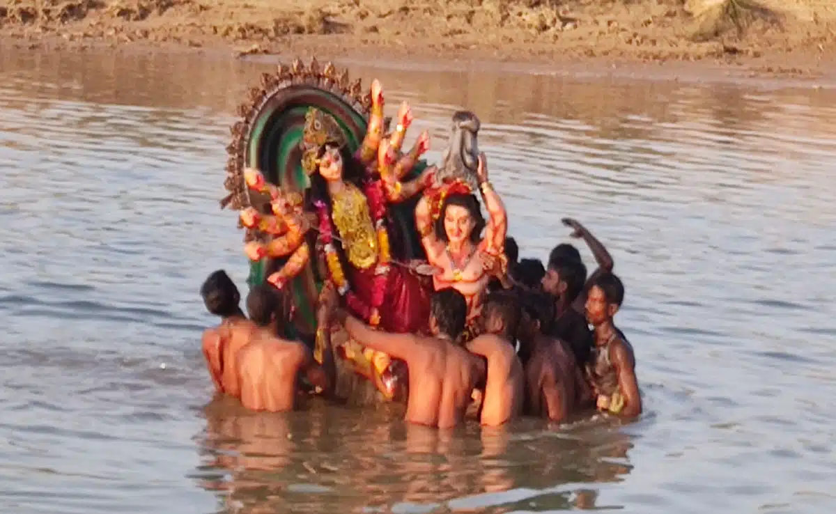 Durga Visarjan 2025: Auspicious time for Goddess immersion in major cities