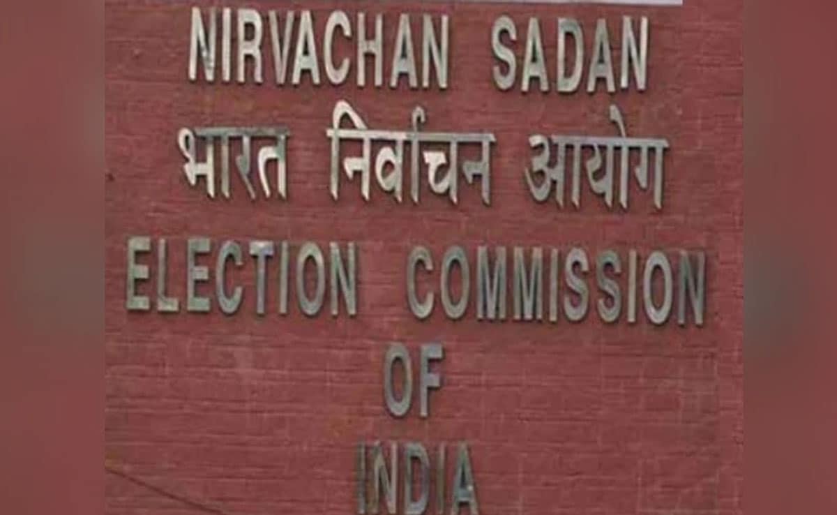 EC to make important announcement on Monday, likely to change election schedule or demarcation in four states