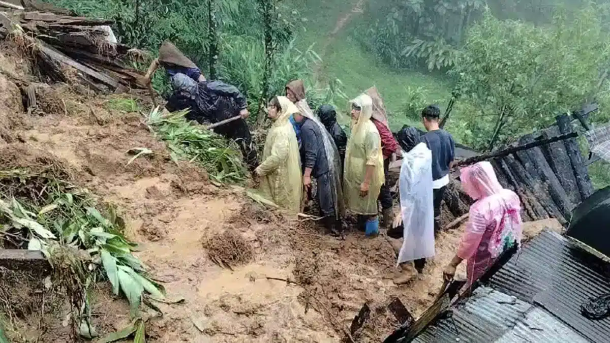 Heavy rains in Darjeeling trigger landslides, killing seven people, blocking roads, and collapsing an iron bridge.