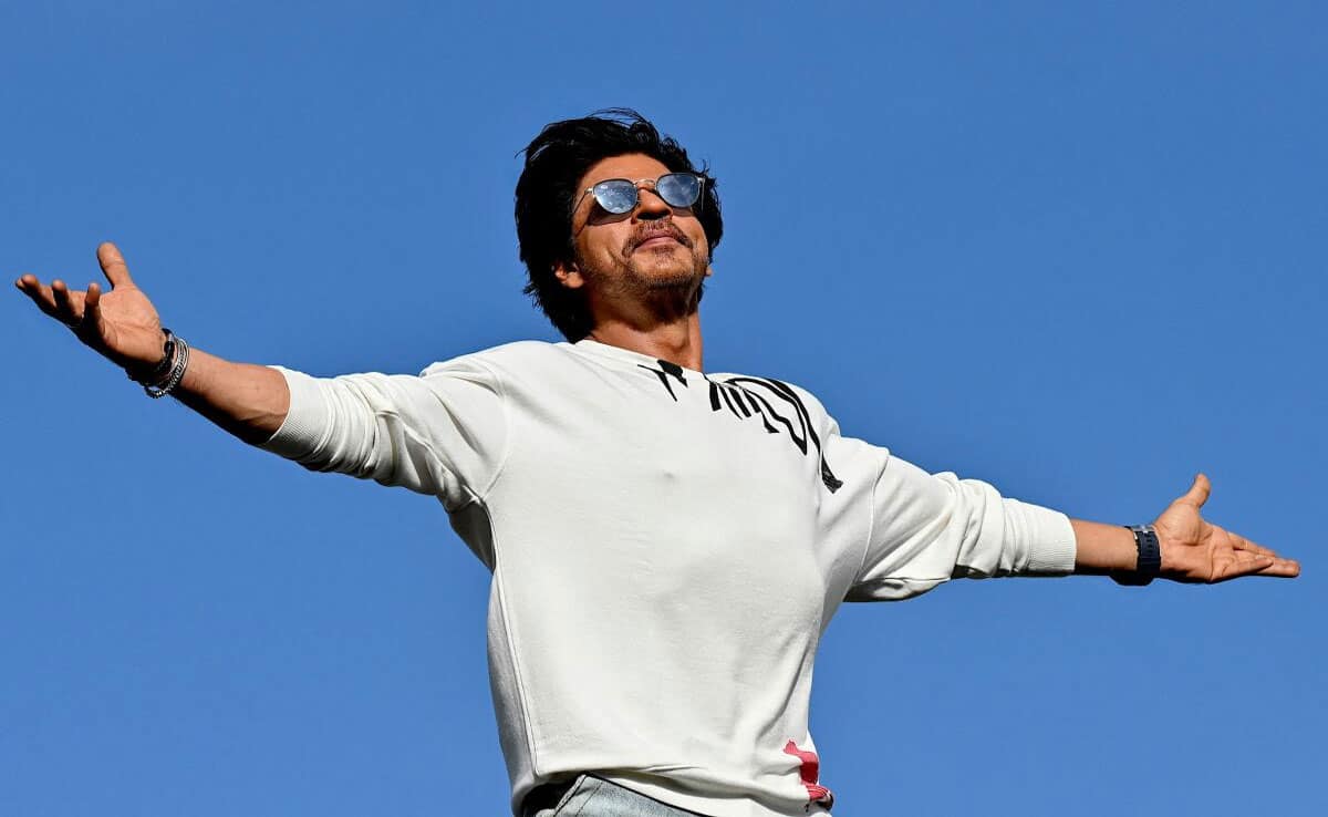 Shah Rukh Khan announces theatrical re-release of his films on 60th birthday