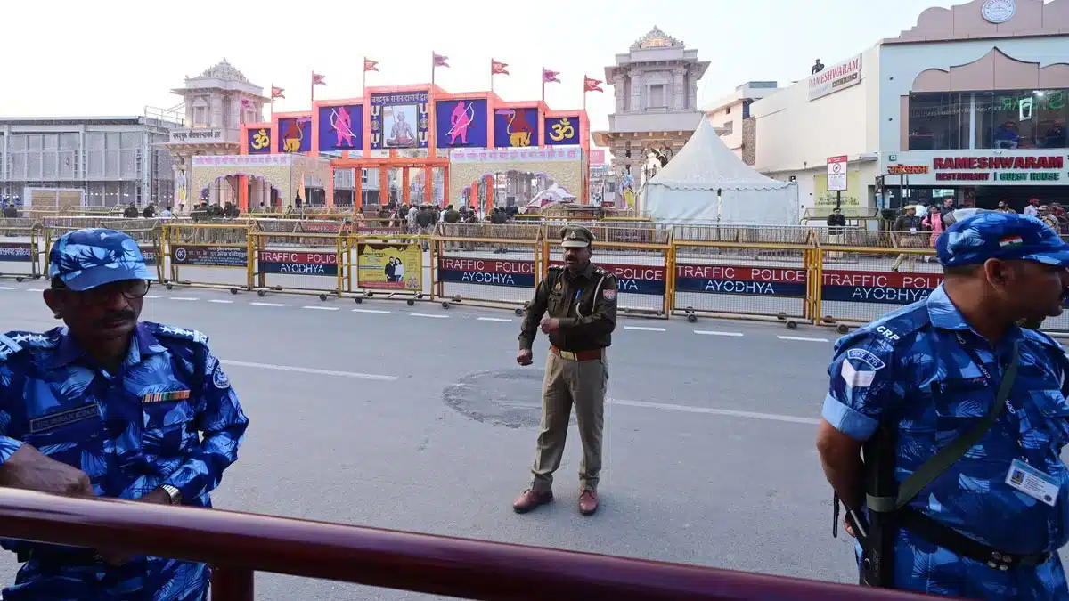 Ayodhya: CM Yogi Heads to Receive PM Modi