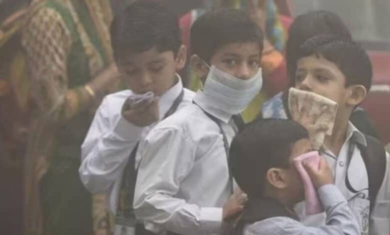 Pollution crisis deepens in Delhi-NCR, hybrid education system now implemented in schools