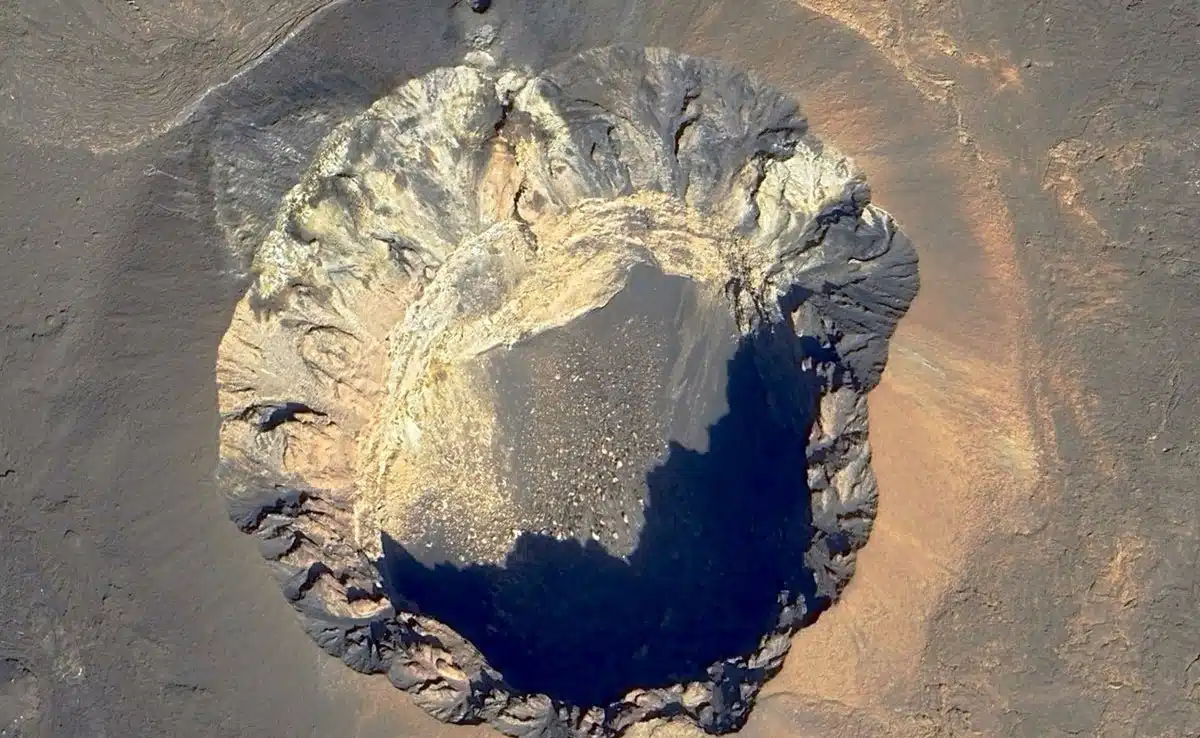 Hayli Gubbi volcano erupts in Ethiopian