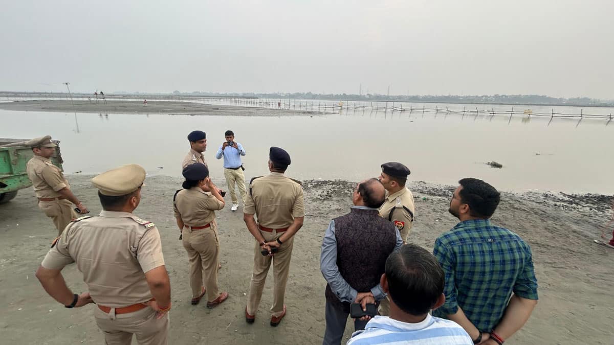 Sambhal: Officials keep a close watch on the security of Sisuna Danda fair, DIG gives necessary instructions