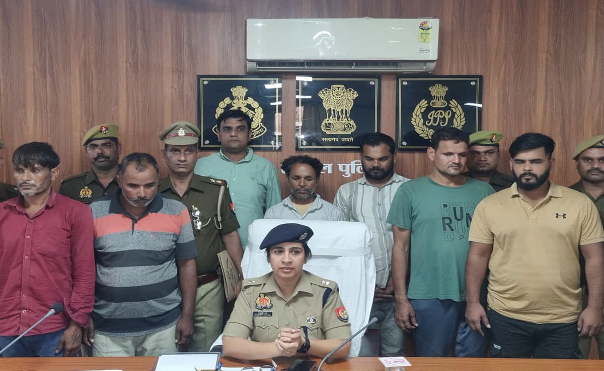 Law tightens its grip in Sambhal: Cattle thieves arrested, weapons and cattle recovered