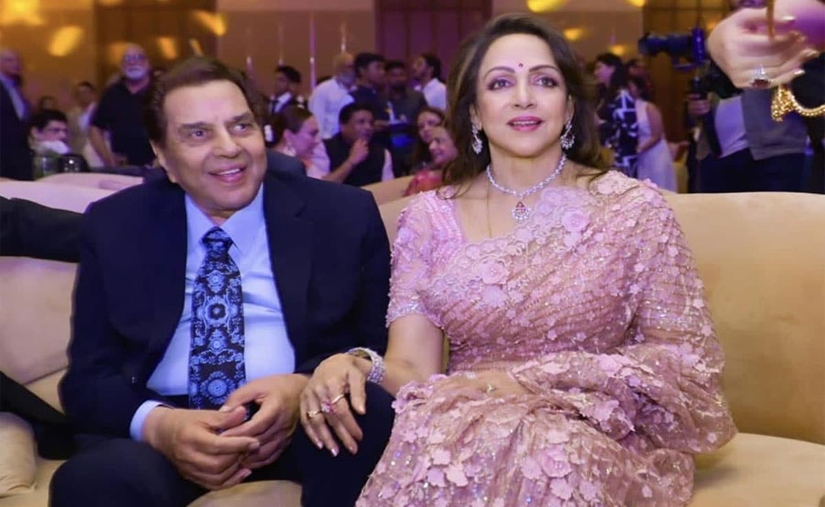 Dharmendra and Hema Malini's love story: From on-screen chemistry to real-life romance