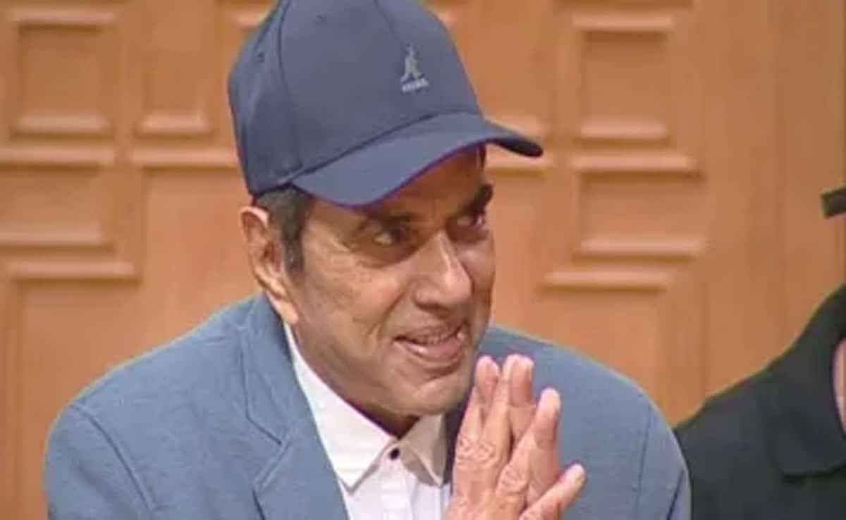 Veteran actor Dharmendra admitted to hospital in Mumbai
