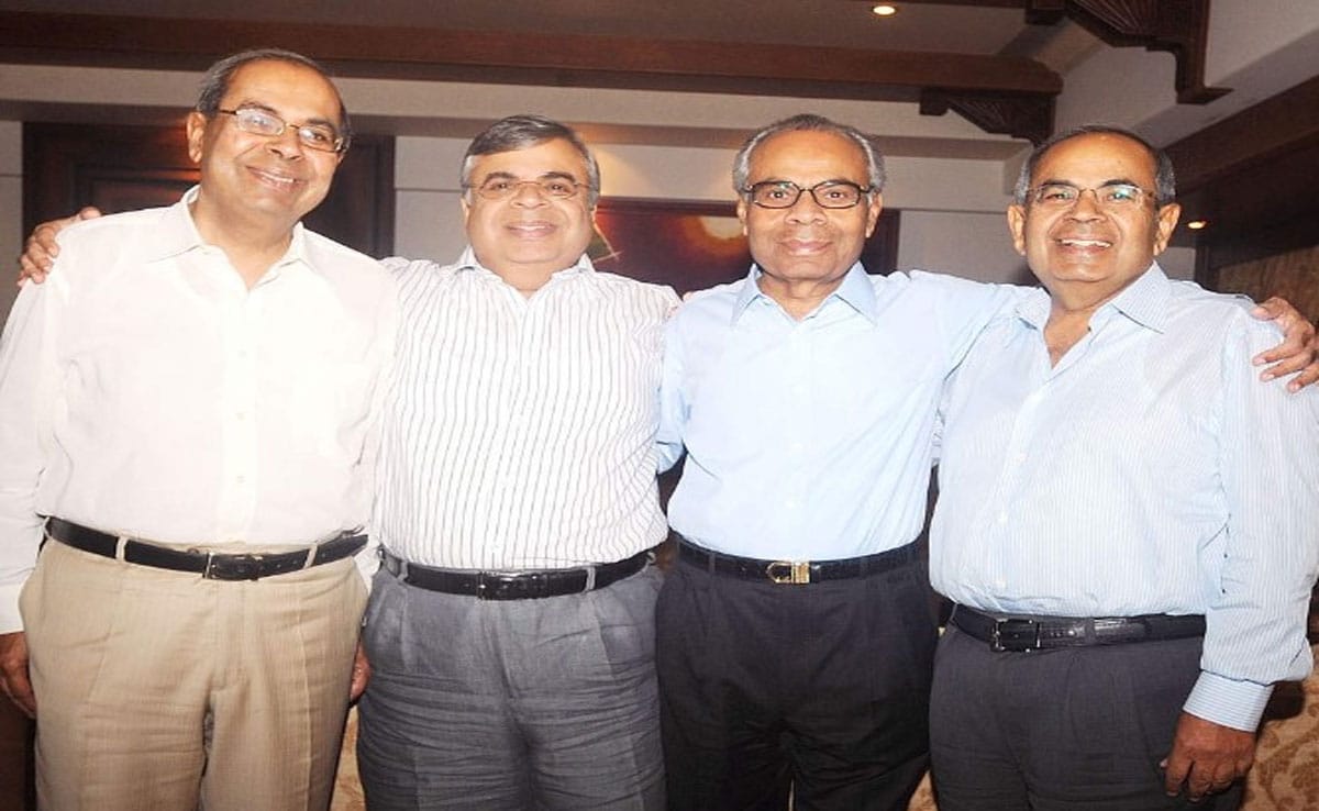 Hinduja Group Chairman Gopichand Hinduja has died at the age of 85, sources close to the family said.