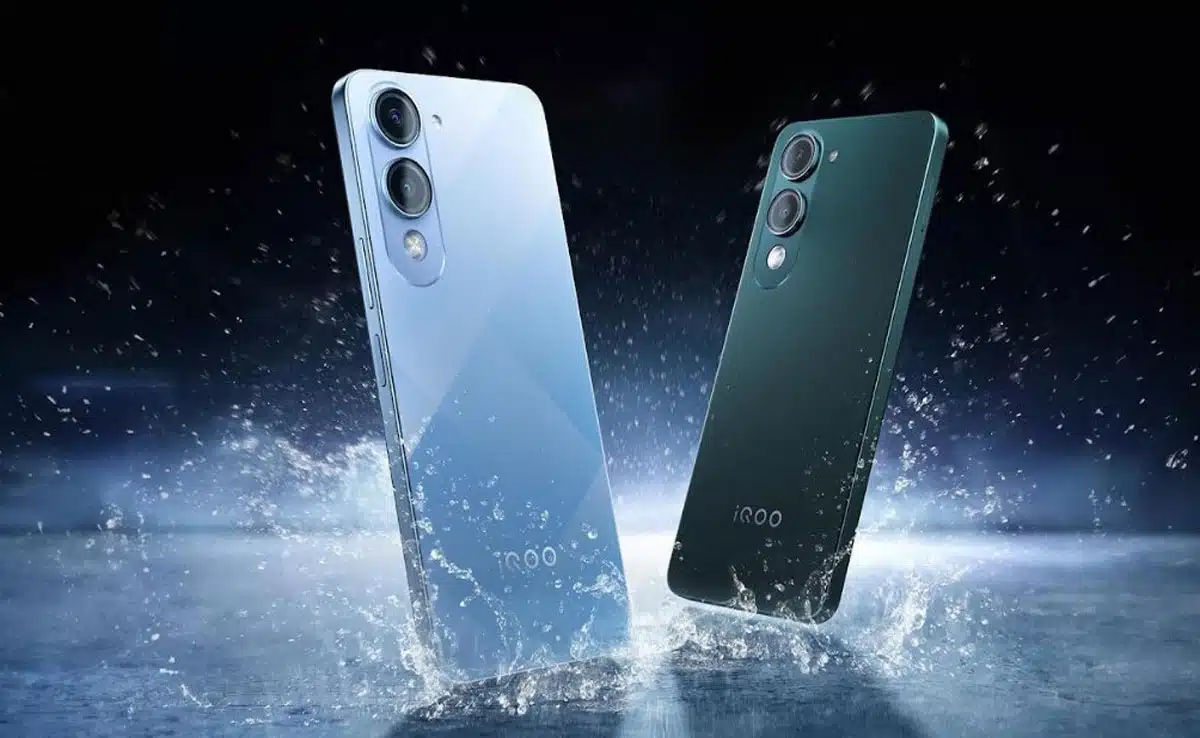 iQOO announces Service Day benefits including free back case and protective film