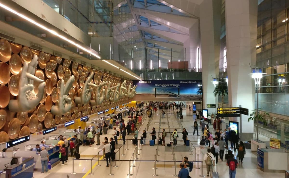 Over 100 flights delayed due to technical glitch in ATC system at Delhi airport, airlines issue advisory
