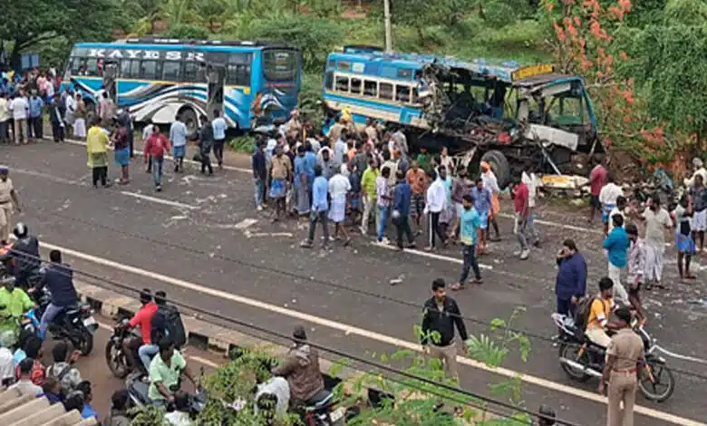 Six killed, over 30 injured after two private buses collide head-on in Tamil Nadu's Tenkasi