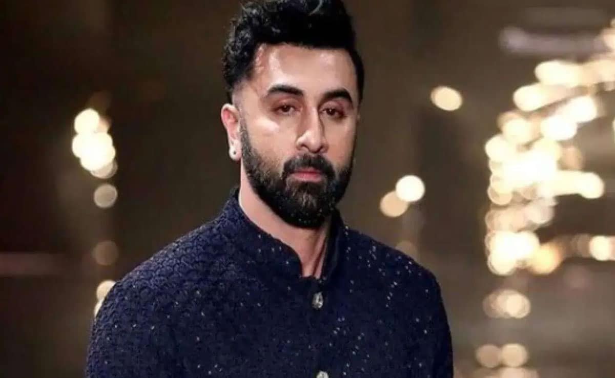 Ranbir Kapoor to relaunch Raj Kapoor's iconic RK Studios with his directorial debut: Report