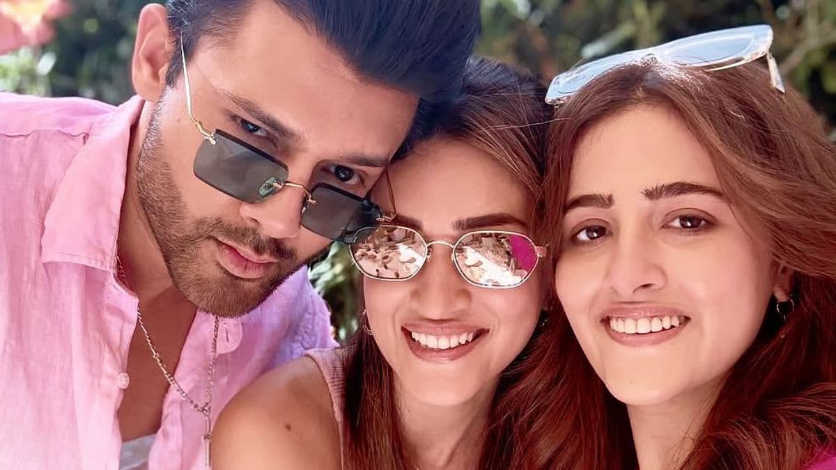 Kriti Sanon's sister, Nupur Sanon, will marry singer Stebin Ben in Udaipur on January 11th.