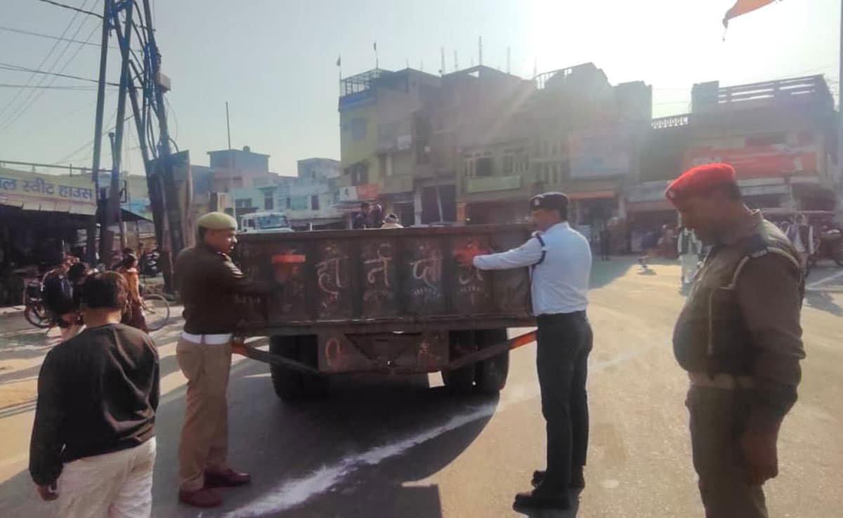 Stay safe in the fog! Sambhal police intensify operations