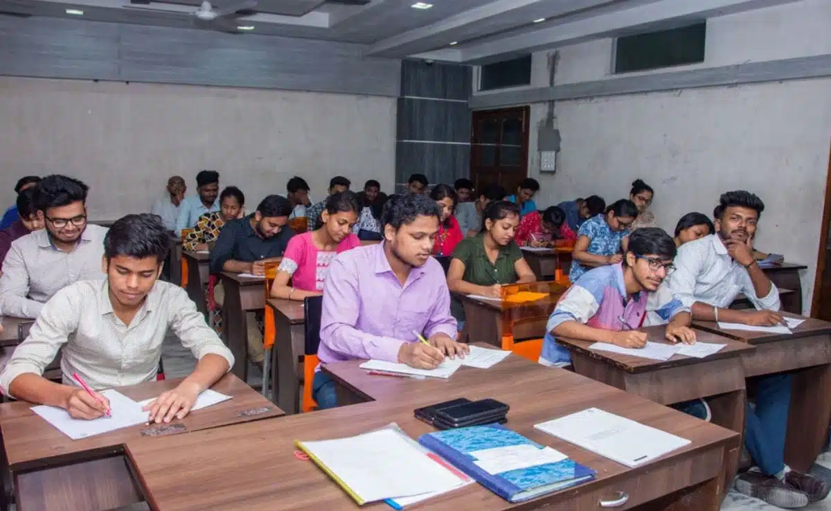 CLAT 2026 Tomorrow; Check Dress Code for Male and Female Candidates