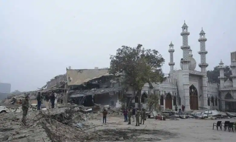 Clashes break out near Delhi mosque during demolition drive