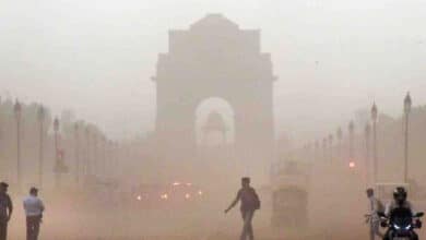Vehicles are main cause of air pollution in Delhi