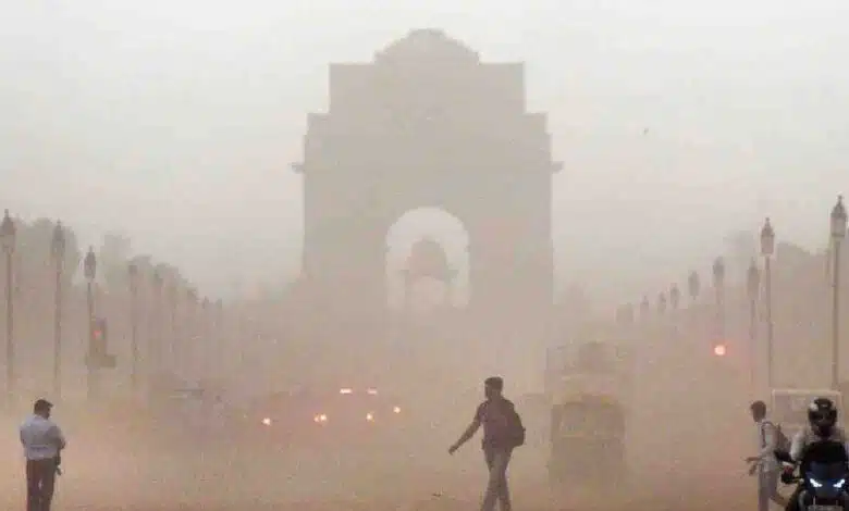 Vehicles are main cause of air pollution in Delhi