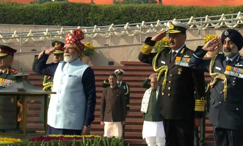 PM Modi pays floral tribute at the National War Memorial
