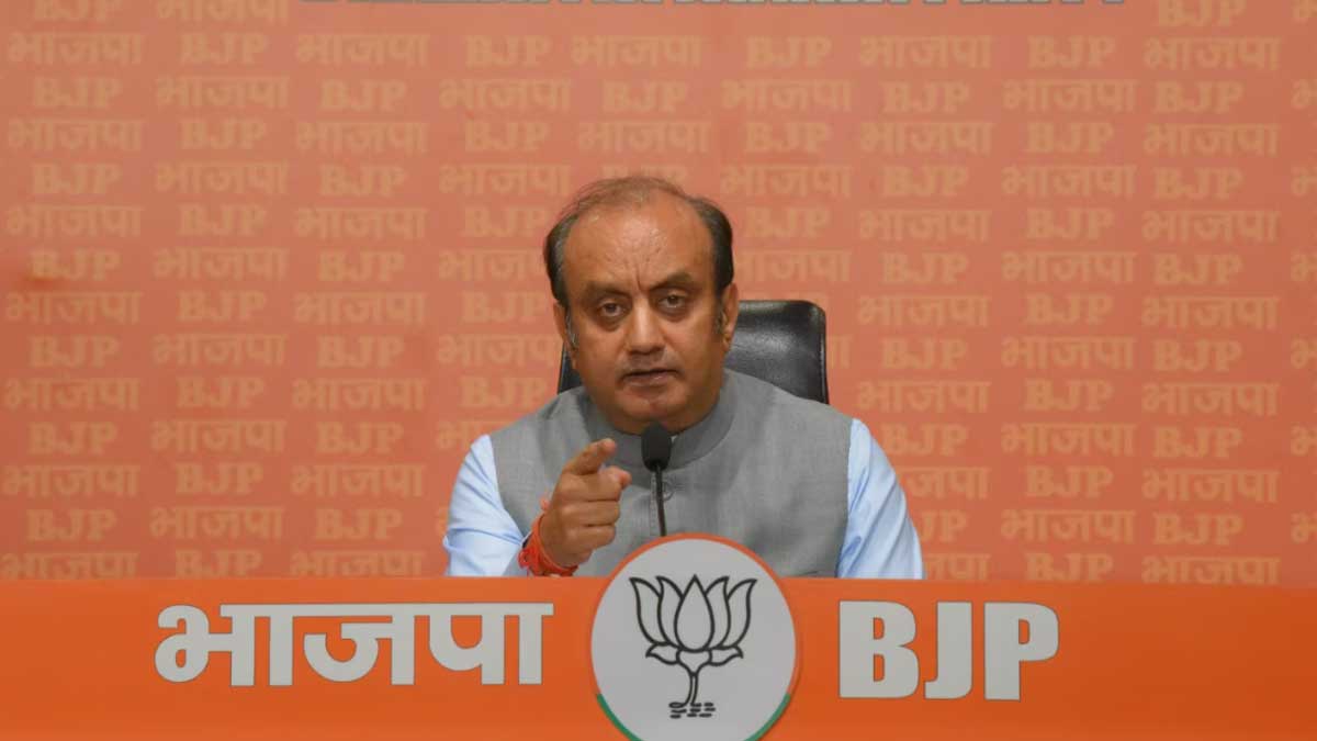 BJP surrounds Karnataka's Congress government