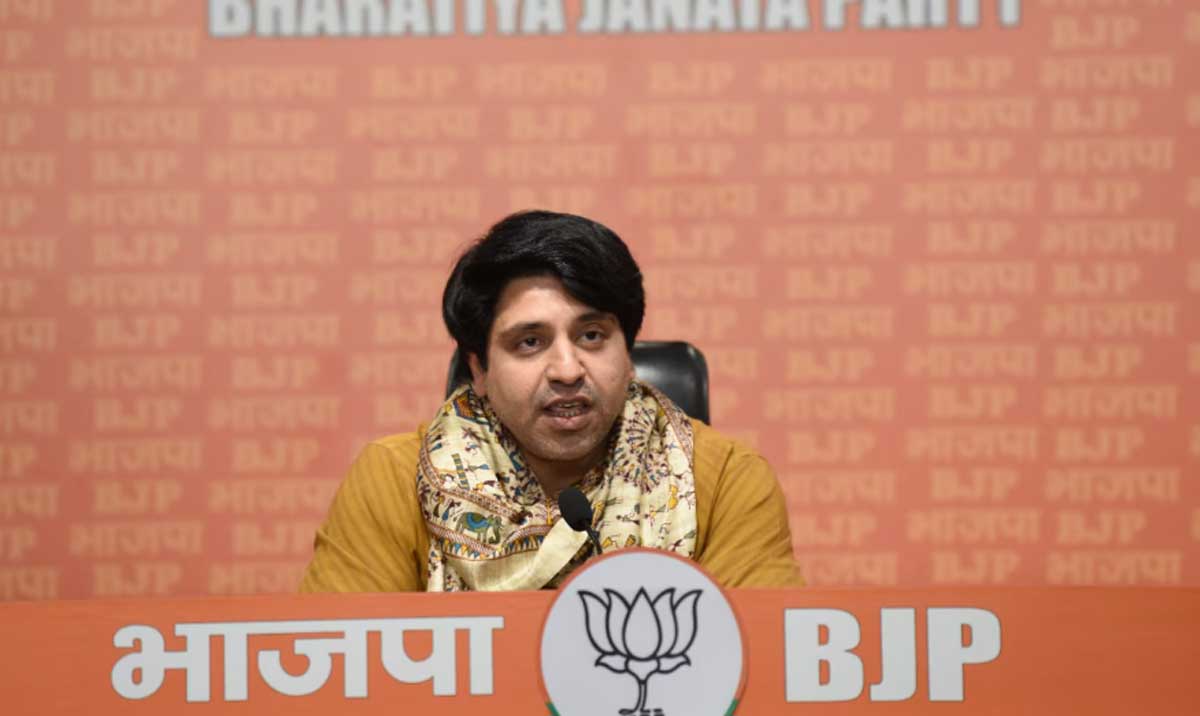 Shehzad Poonawala's sharp attack on Congress-AAP