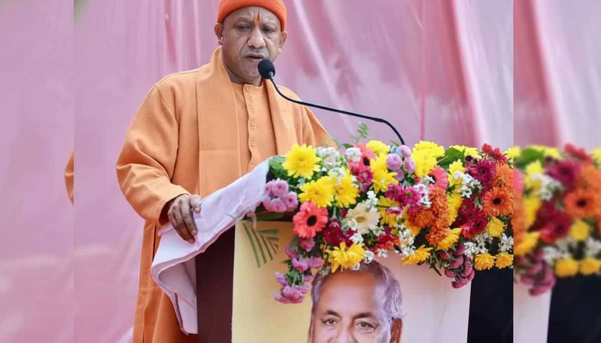Yogi paid tribute to Kalyan Singh