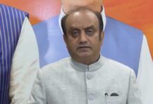 West Bengal के Budget को लेकर BJP-TMC में सियासी घमासान। Sudhanshu Trivedi .