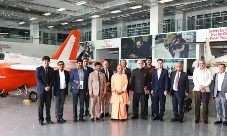 Yogi Adityanath meets Temasek in Singapore