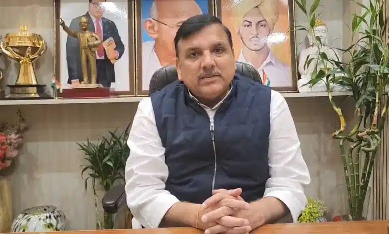 Sanjay Singh attacks the govt on India-US trade,