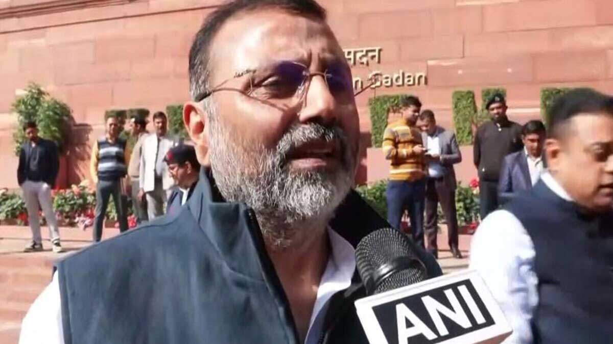 nishikant dubey moves motion against rahul gandhi