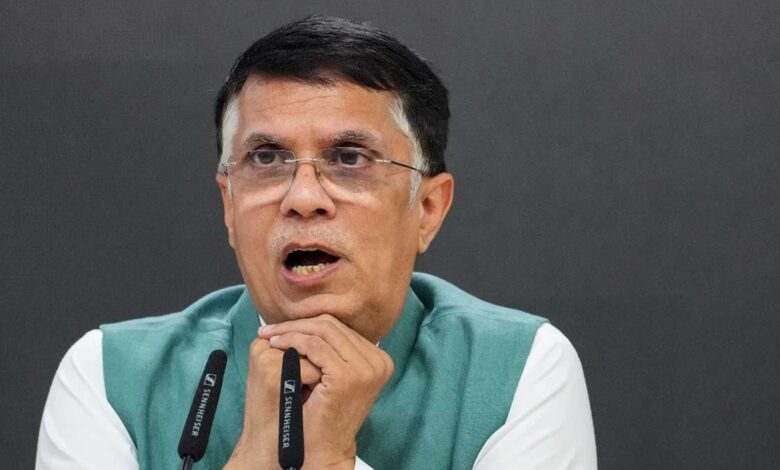 Pawan Khera raised questions about the urea plant