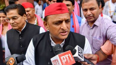 Akhilesh Yadav on President's program venue controversy