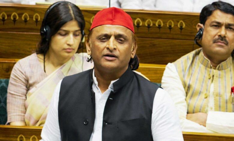 Akhilesh Yadav's Questions on Women's Reservation