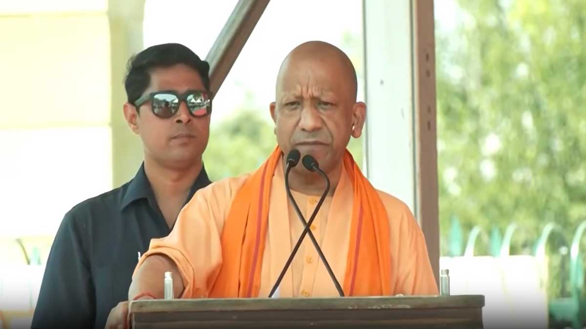 Yogi Adityanath participated in the women's march