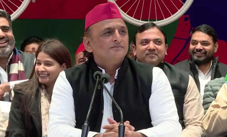 Akhilesh Yadav attacks Yogi govt over power crisis