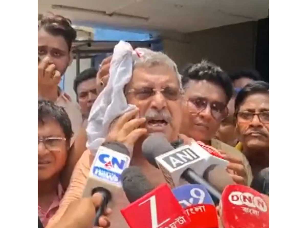 TMC MP Kalyan Banerjee attacked