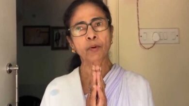 Mamata Banerjee appeals to workers