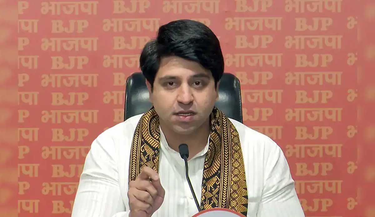 BJP calls Congress "confused"