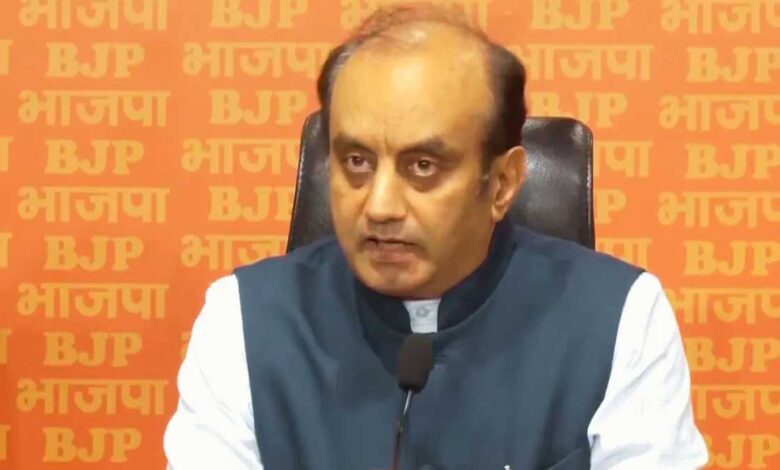 BJP attacks Congress over NEET controversy