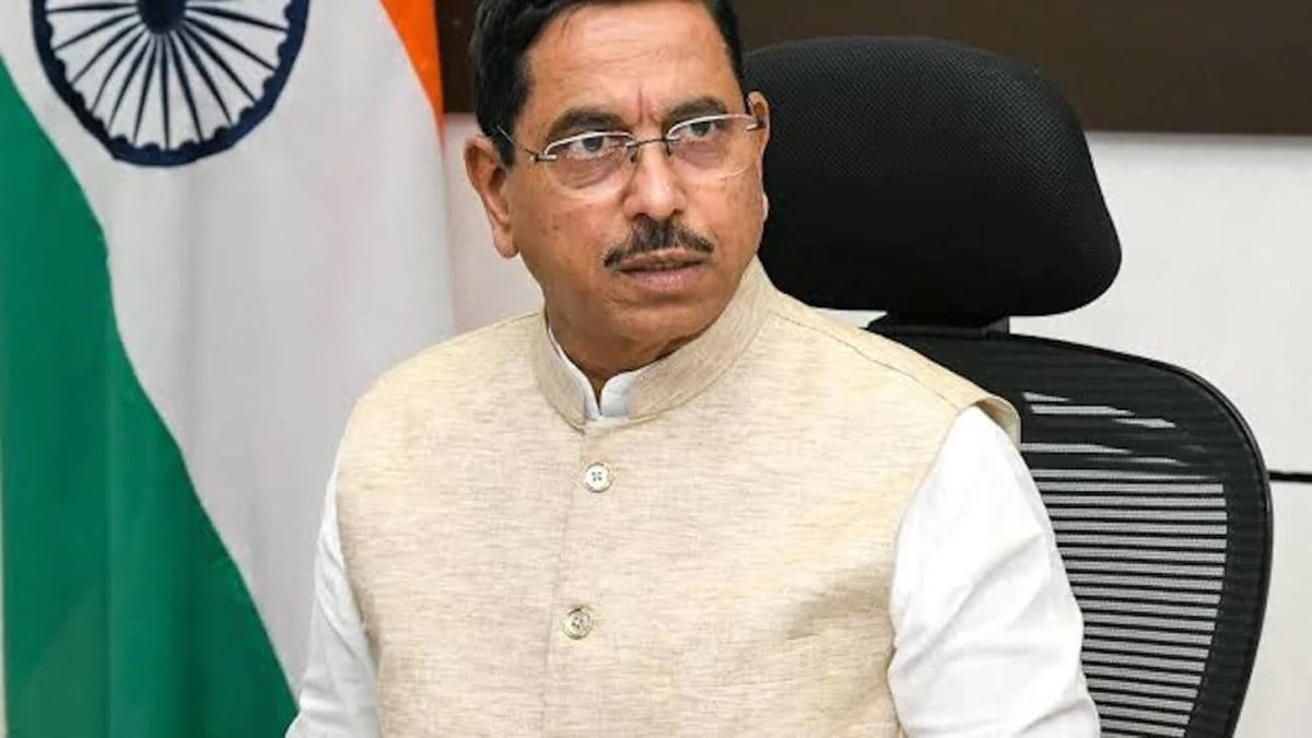 Education Minister Pralhad Joshi What key points or suggestions do students have for the new government