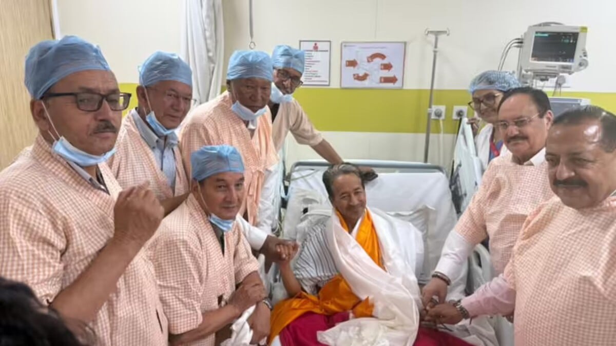 Sonam Wangchuk Hunger Strike Hunger strike ends after 26 days decision taken following PM Modi consent