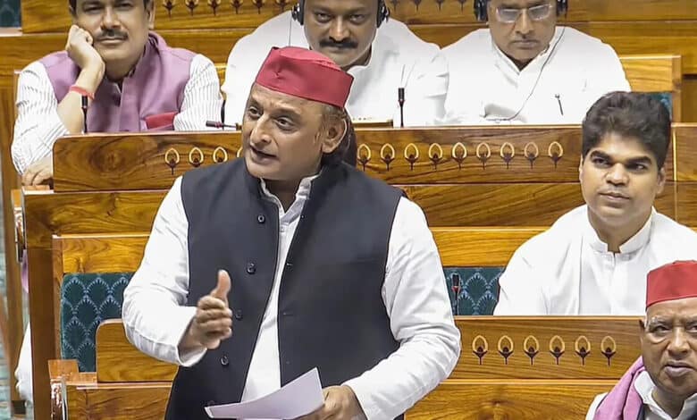 What question did Akhilesh Yadav ask the government upon the conclusion of the CJP movement