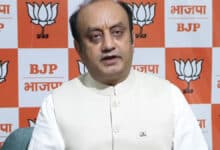 Accusation of insulting Vande Mataram Sudhanshu Trivedi demands an apology from the Congress.