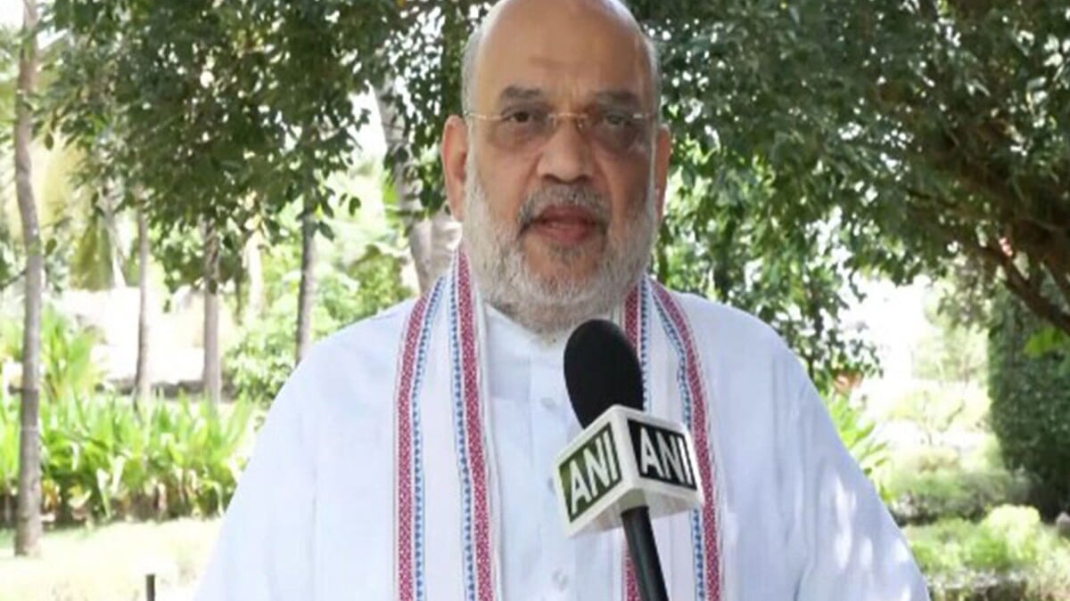 Amit Shah criticized the Congress over the controversy surrounding the full rendition of Vande Mataram