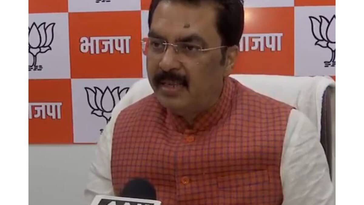 BJP Sanjay Saraogi says PM Modi has a big heart the decision to apologize is being appreciated across the country