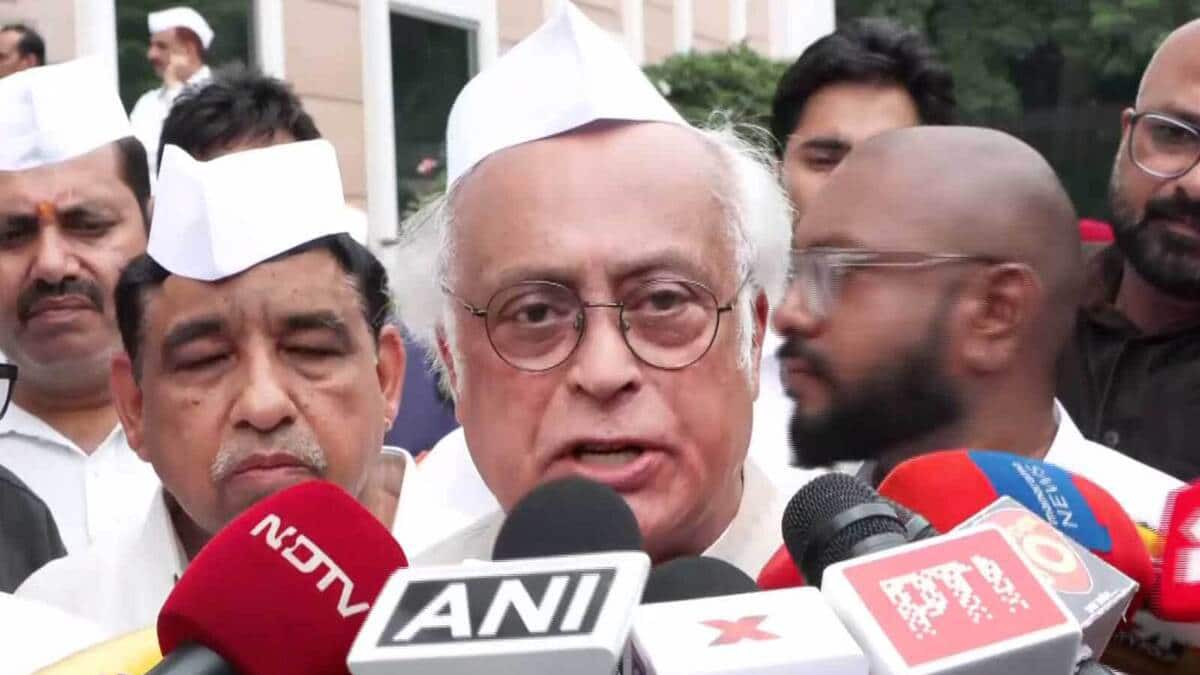 Congress hits back at PM Modi gives a scathing reply to the ‘Dimagi Naxal’ remark