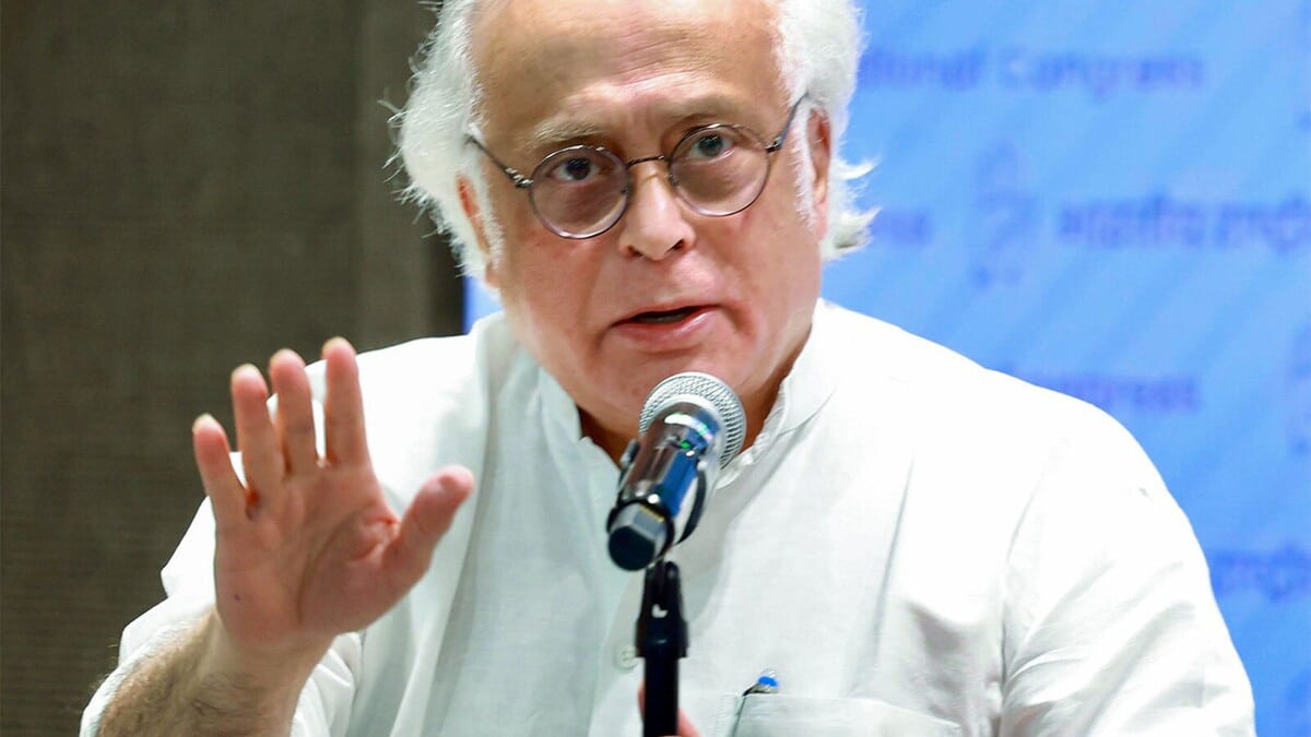 Jairam Ramesh formulated an economics based critique of the Central Government centering on the concept of the laboratory