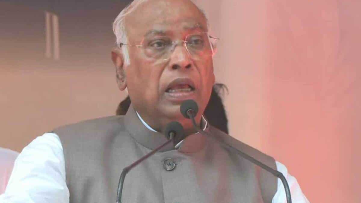 Mallikarjun Kharge attacks BJP-RSS at Haldwani rally says Congress fought for girl freedom