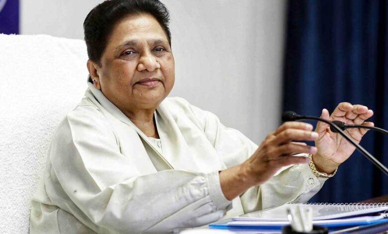 Mayawati says that a peaceful resolution to the Ambedkar statue dispute in Badaun is necessary